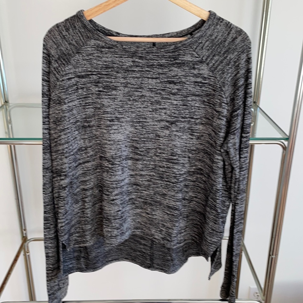 Rag & Bone light weight sweater sz s